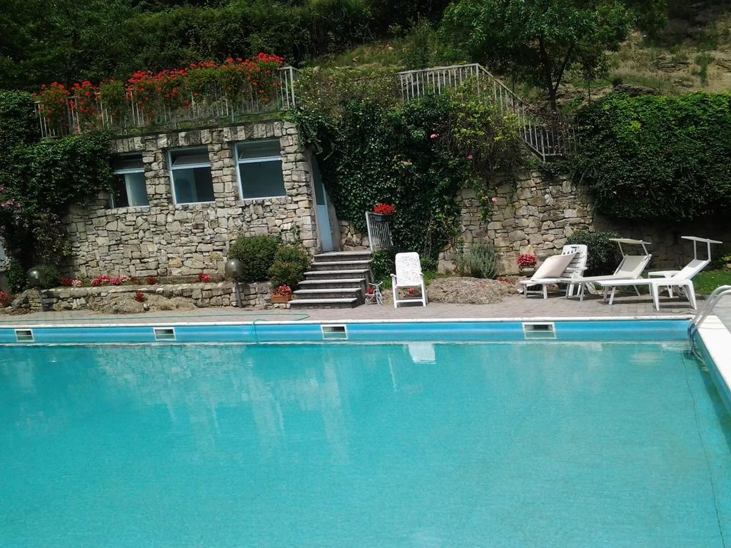 Swimming And Sun Apartamento Gandosso Quarto foto